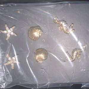 3pc Avon gold earrings with diamonds buy 4 of get 1 free bundles available